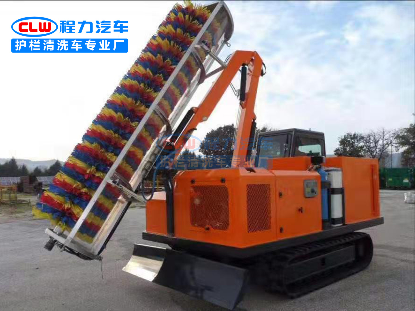 大陽(yáng)能光伏板清洗車(chē)